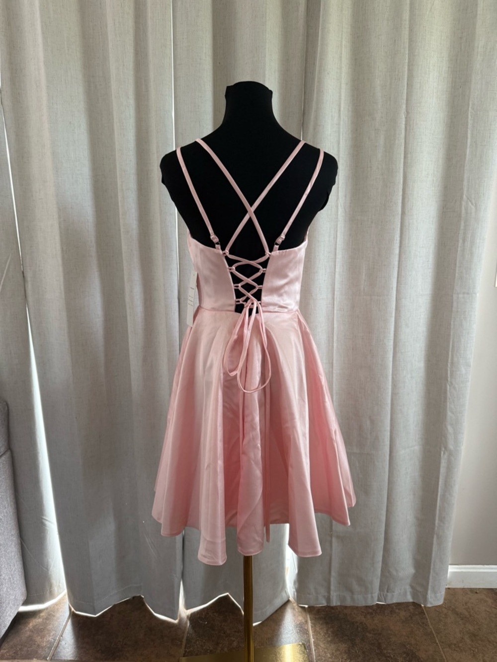 Light Pink Satin Dress Size XSmall NWT - Picture 2 of 7
